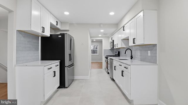 14829 EMBERDALE DR, Woodbridge, VA 22193