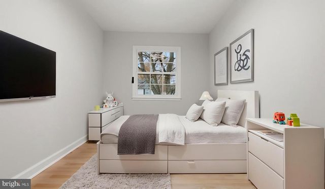 14829 EMBERDALE DR, Woodbridge, VA 22193