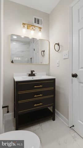 14829 EMBERDALE DR, Woodbridge, VA 22193