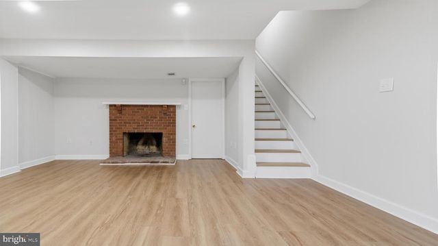 14829 EMBERDALE DR, Woodbridge, VA 22193