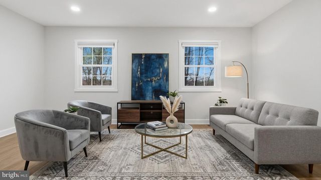 14829 EMBERDALE DR, Woodbridge, VA 22193