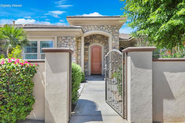 112 Tesori Drive, Palm Desert, CA 92211