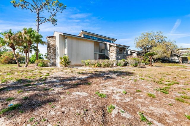 2115 CORNER LAKE DRIVE E, Haines City, FL 33844