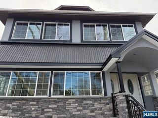 326 Diamond Bridge Avenue, Hawthorne, NJ 07506