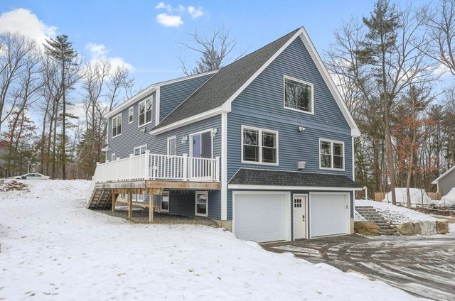 9 Gulliver Avenue, Salem, NH 03079