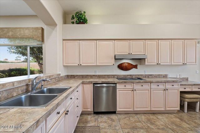 7700 E PRINCESS Drive 26, Scottsdale, AZ 85255