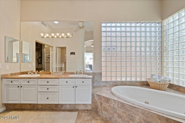 7700 E PRINCESS Drive 26, Scottsdale, AZ 85255