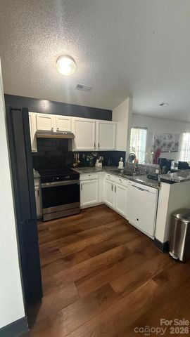 12151 Stewarts Crossing Drive, Charlotte, NC 28215