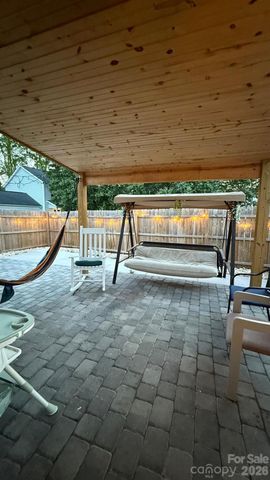 12151 Stewarts Crossing Drive, Charlotte, NC 28215