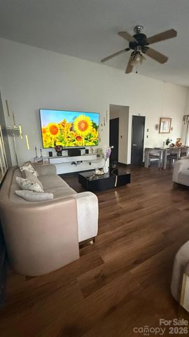 12151 Stewarts Crossing Drive, Charlotte, NC 28215