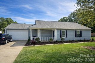 12151 Stewarts Crossing Drive, Charlotte, NC 28215