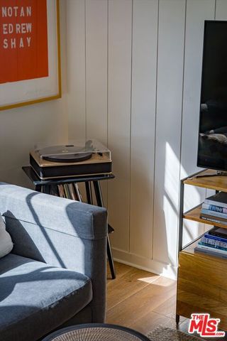 1322 E Cota Street, Santa Barbara, CA 93103