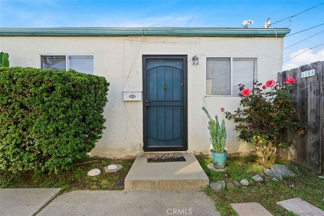 3284 Luna Avenue, San Diego, CA 92117