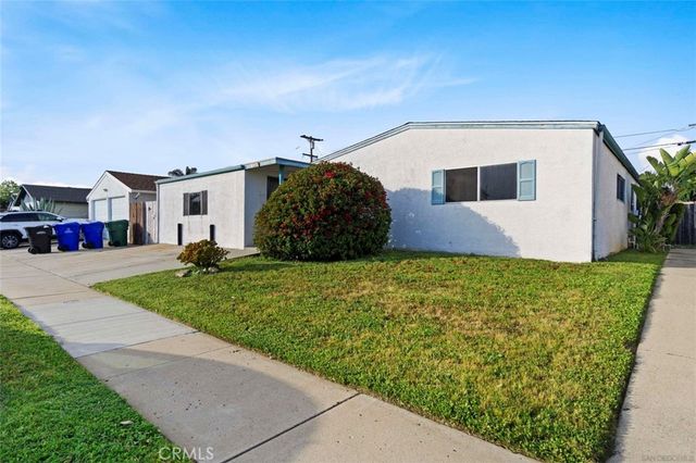 3284 Luna Avenue, San Diego, CA 92117
