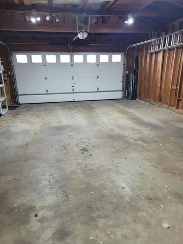 1619 Kimberly Drive, Klamath Falls, OR 97603