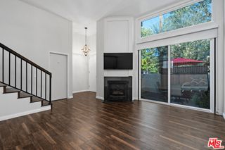 6225 Shoup Avenue 109, Woodland Hills, CA 91367