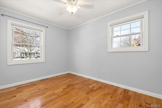 2066 Teaneck Circle, Wixom, MI 48393