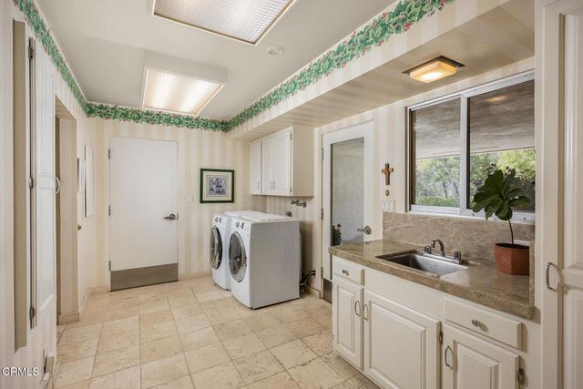 4019 Forest Hill Drive, La Canada Flintridge, CA 91011