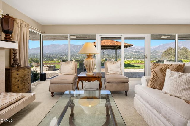 4019 Forest Hill Drive, La Canada Flintridge, CA 91011