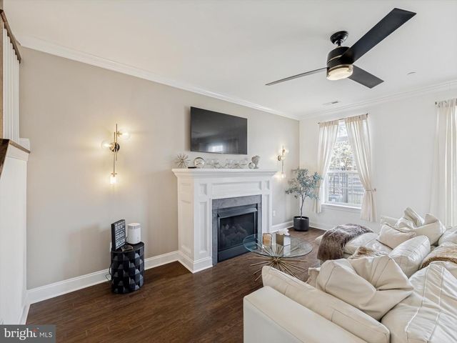 16759 RIVER VIEW CIR, Bristol, PA 19007