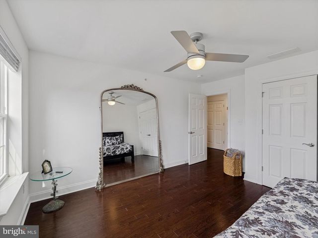 16759 RIVER VIEW CIR, Bristol, PA 19007