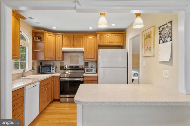 137 WATERLOO AVE, Berwyn, PA 19312