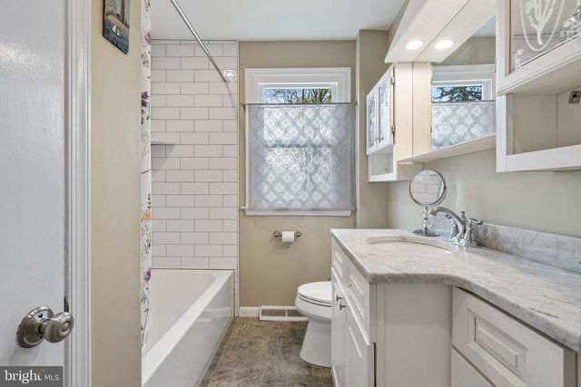 137 WATERLOO AVE, Berwyn, PA 19312