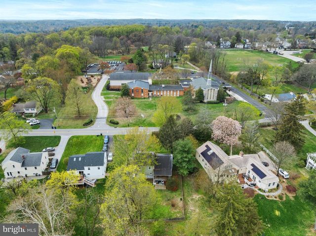 137 WATERLOO AVE, Berwyn, PA 19312