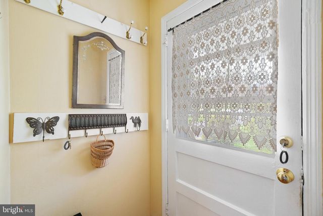 137 WATERLOO AVE, Berwyn, PA 19312