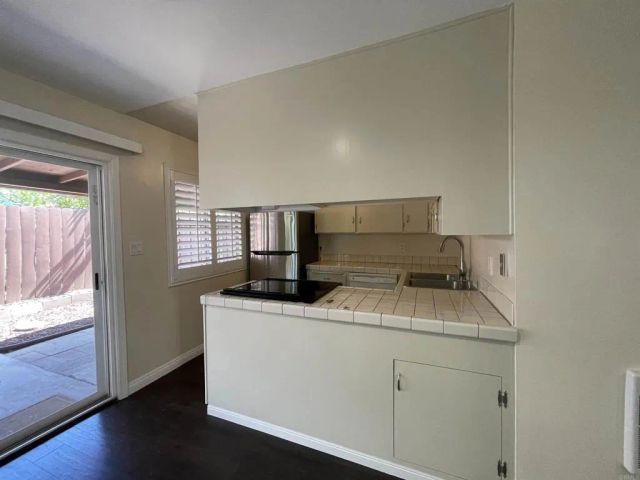 270 H Street B, Chula Vista, CA 91910