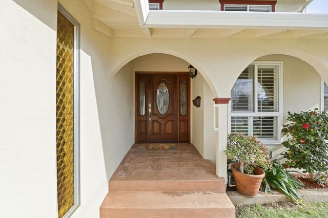 6448 Menlo Drive, San Jose, CA 95120