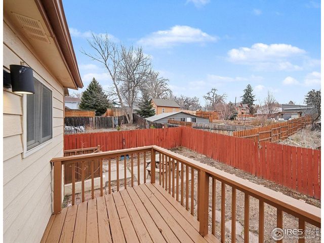 150 Donovan Ct, Longmont, CO 80501