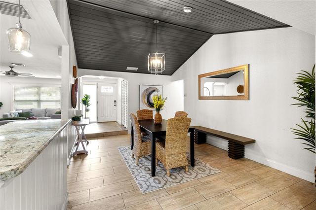 11079 BELLA LOMA DRIVE, Largo, FL 33774