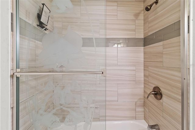 11079 BELLA LOMA DRIVE, Largo, FL 33774