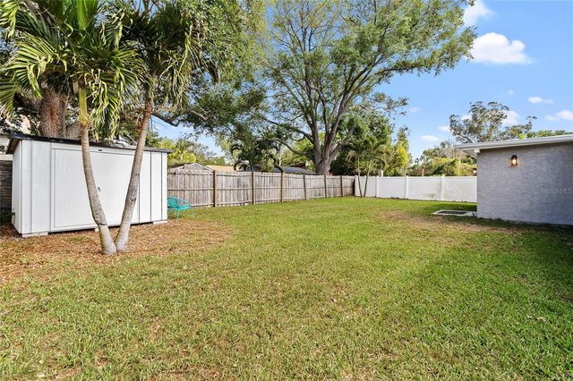 11079 BELLA LOMA DRIVE, Largo, FL 33774