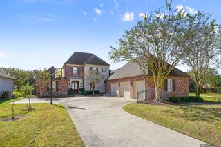 37295 Ski Side Ave, Prairieville, LA 70769