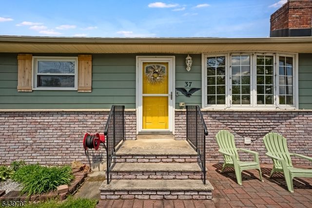 37 North St, Dover Town, NJ 07801