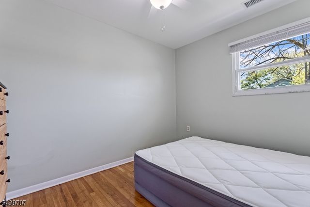 37 North St, Dover Town, NJ 07801