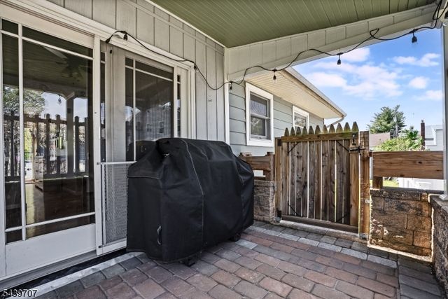 37 North St, Dover Town, NJ 07801