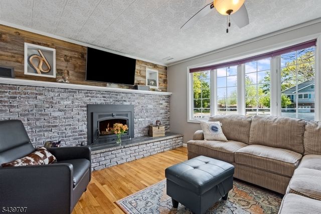 37 North St, Dover Town, NJ 07801