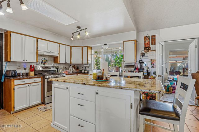 1602 Waterfront Street, Anthony, NM 88021