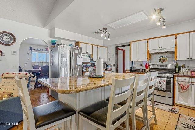 1602 Waterfront Street, Anthony, NM 88021