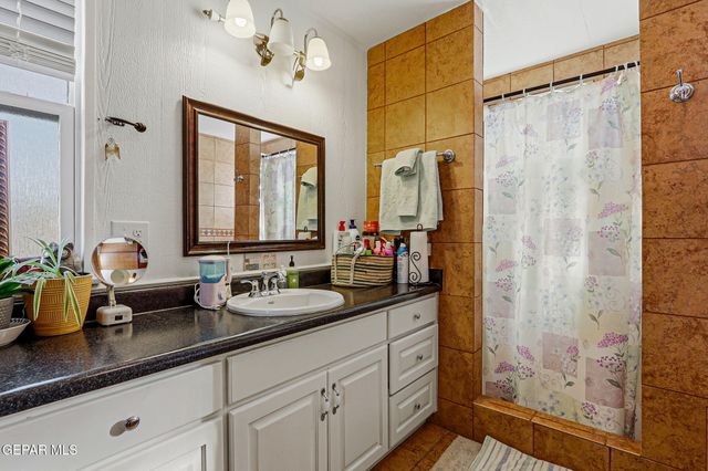 1602 Waterfront Street, Anthony, NM 88021