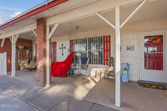 1602 Waterfront Street, Anthony, NM 88021