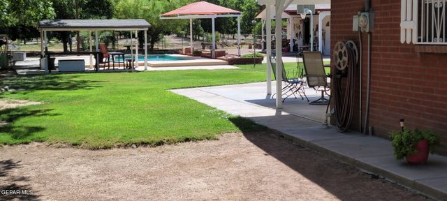 1602 Waterfront Street, Anthony, NM 88021