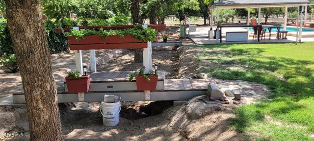 1602 Waterfront Street, Anthony, NM 88021