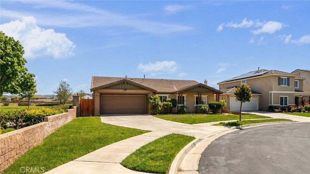 Image 1 of property listing at 279 Alverstone, Hemet, CA 92543