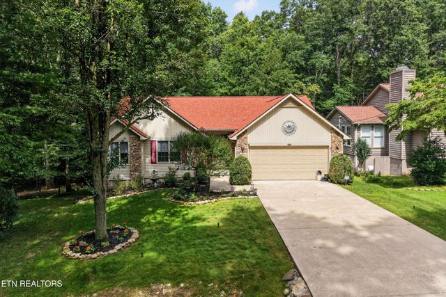 154 Glenwood Drive, Crossville, TN 38558