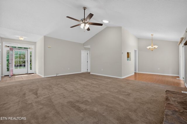 154 Glenwood Drive, Crossville, TN 38558