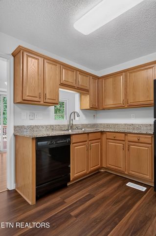 154 Glenwood Drive, Crossville, TN 38558